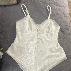 Victoria Secret VTG gold label Elegant floral  ruffle teddy Lace Bodysuit